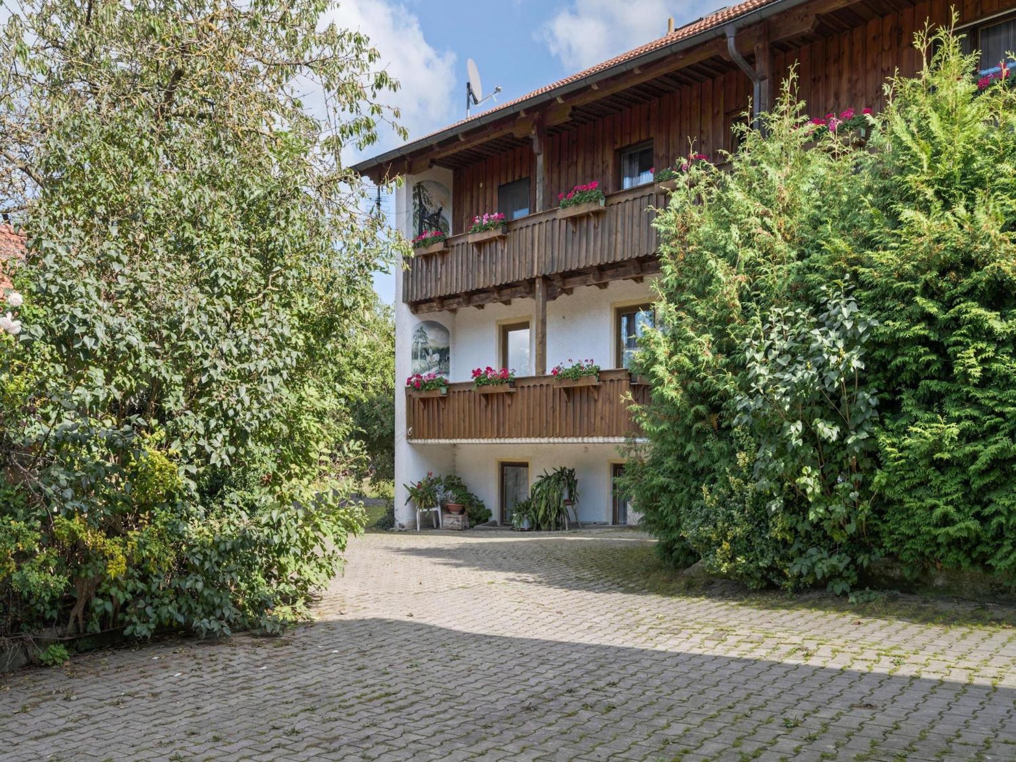 Farmhouse In Neukirchen Near Heiligen Blut ノイキルヒェン・バイム・ハイリゲン・ブルート エクステリア 写真